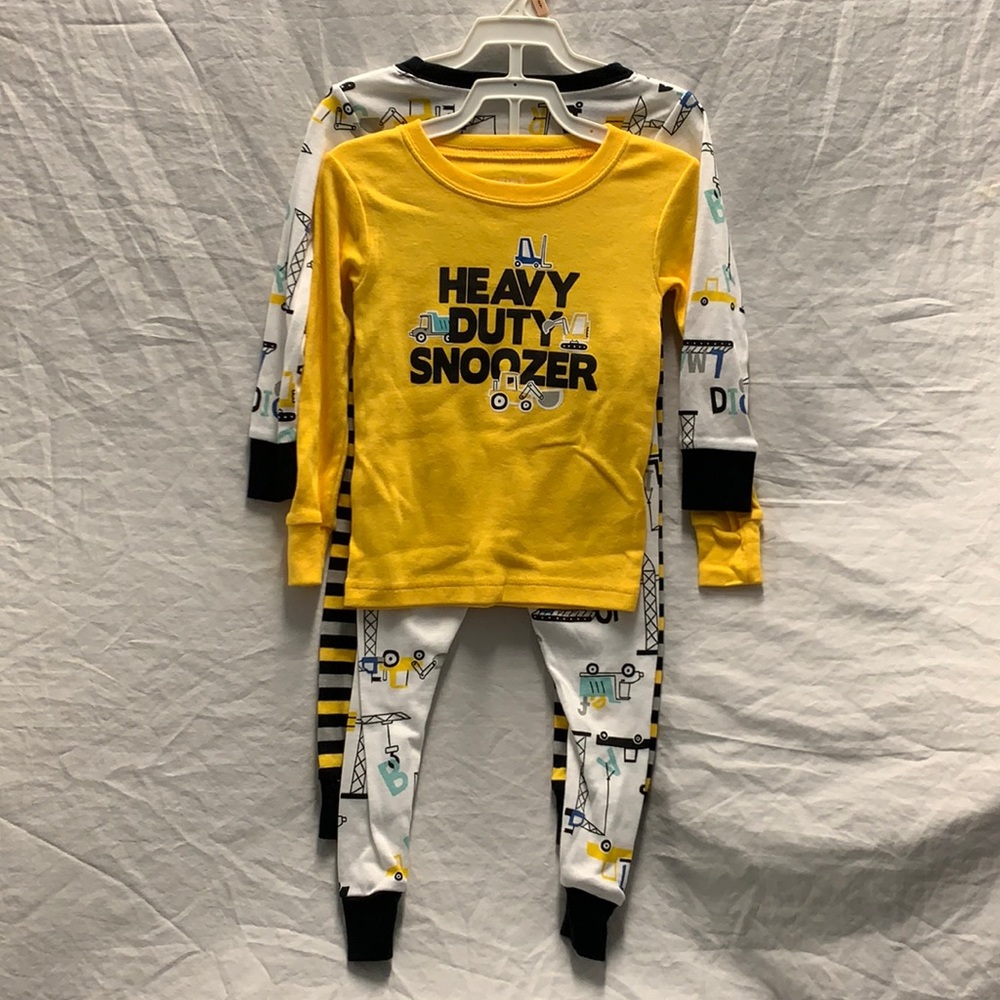 Carter’s boys 2t pj set
